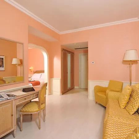 Parco Dei Principi Boutique 4* Римини