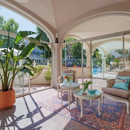 Parco Dei Principi Boutique 호텔 4*